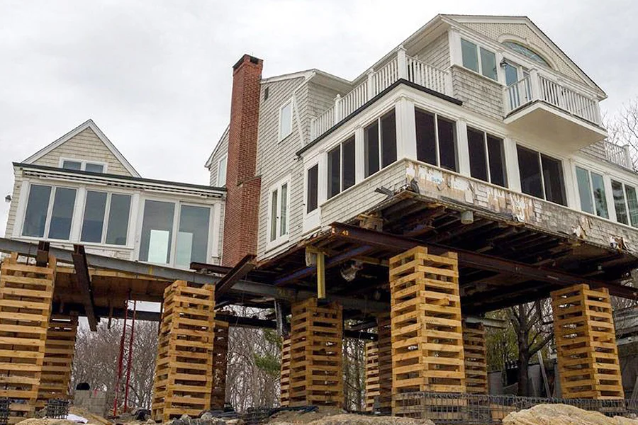 House Raising Or Lifting Muscles Hoals Al